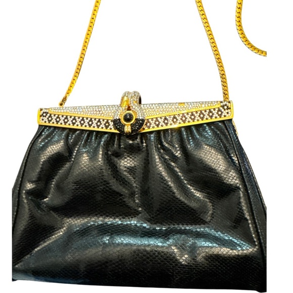 Vintage Black and Gold Clutch Bag - Picture 2 of 14